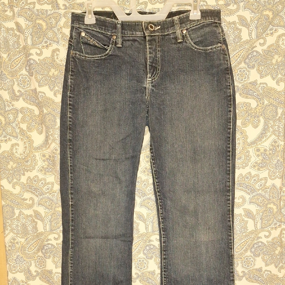 Wrangler Women's Straight Leg Jeans in Dark Blue